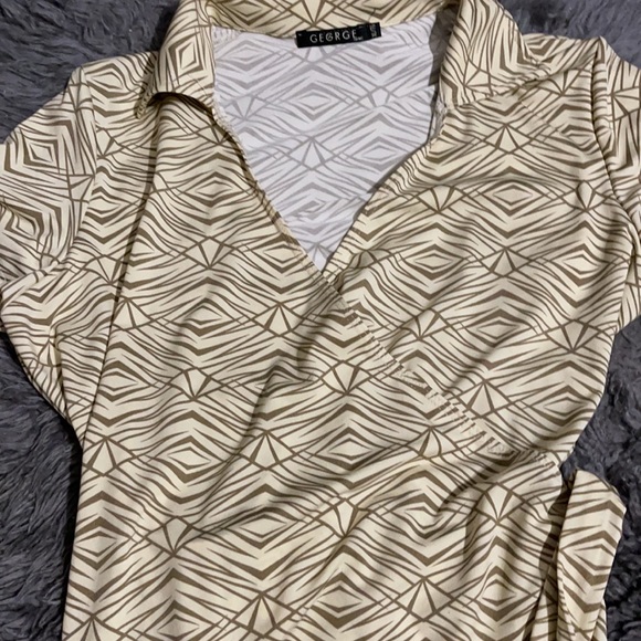 Wrap top with side tie - Picture 3 of 4